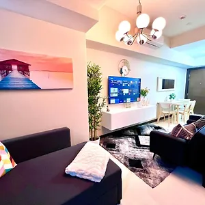 Daniella's Modern & Cozy In Uptown Bgc Manila